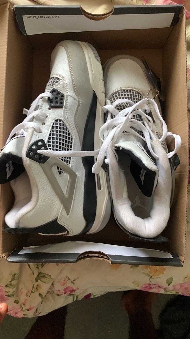 Jordan 4 Sneakers for sale in Adenta, Greater Accra, Ghana