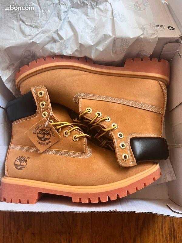 timberland premium 6-inch waterproof boot for sale in Nungua, Greater Accra, Ghana