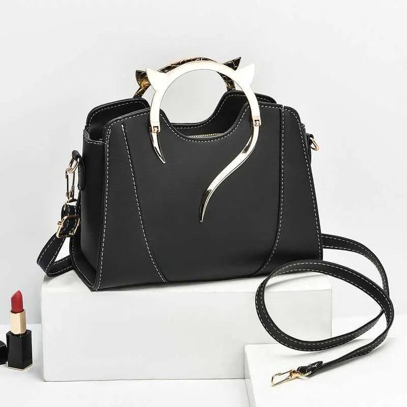 cat design handbag for sale in Ashaiman Municipal, Greater Accra, Ghana