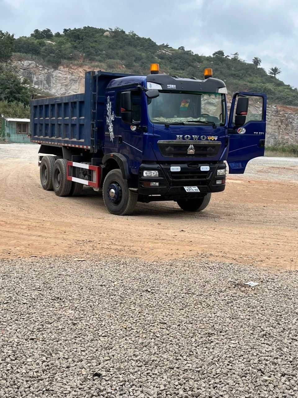 Used Howo Tipper Truck for sale in Kumasi Metropolitan, Ashanti, Ghana