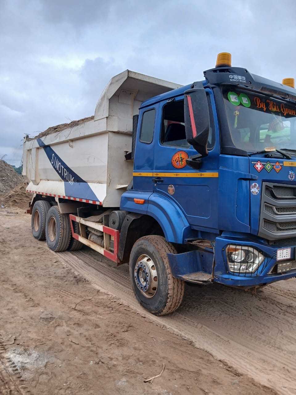 GHANAIAN USED TIPPER TRUCKS for sale in Kumasi Metropolitan, Ashanti Region, Ghana