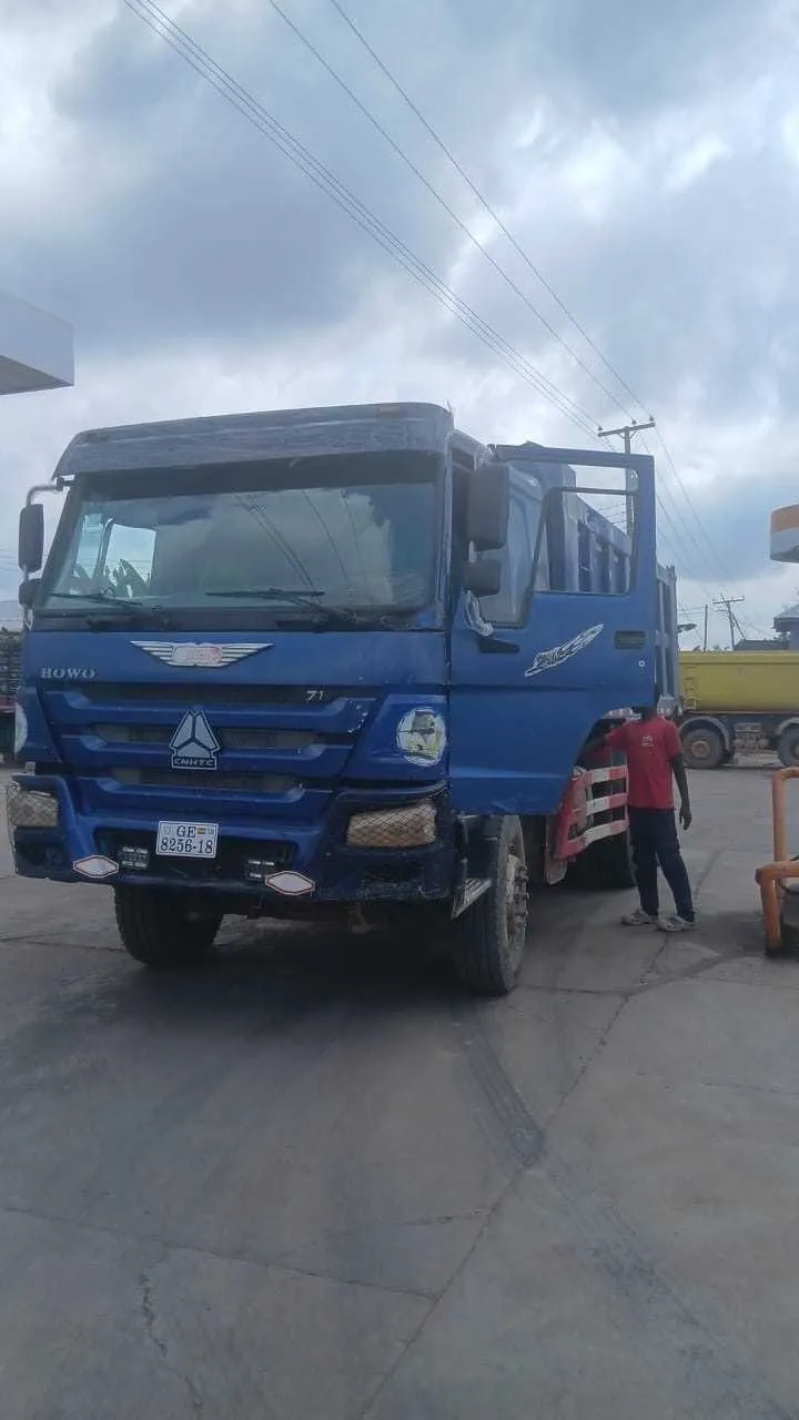GHANAIAN USED TIPPER TRUCK for sale in Kumasi Metropolitan, Ashanti, Ghana
