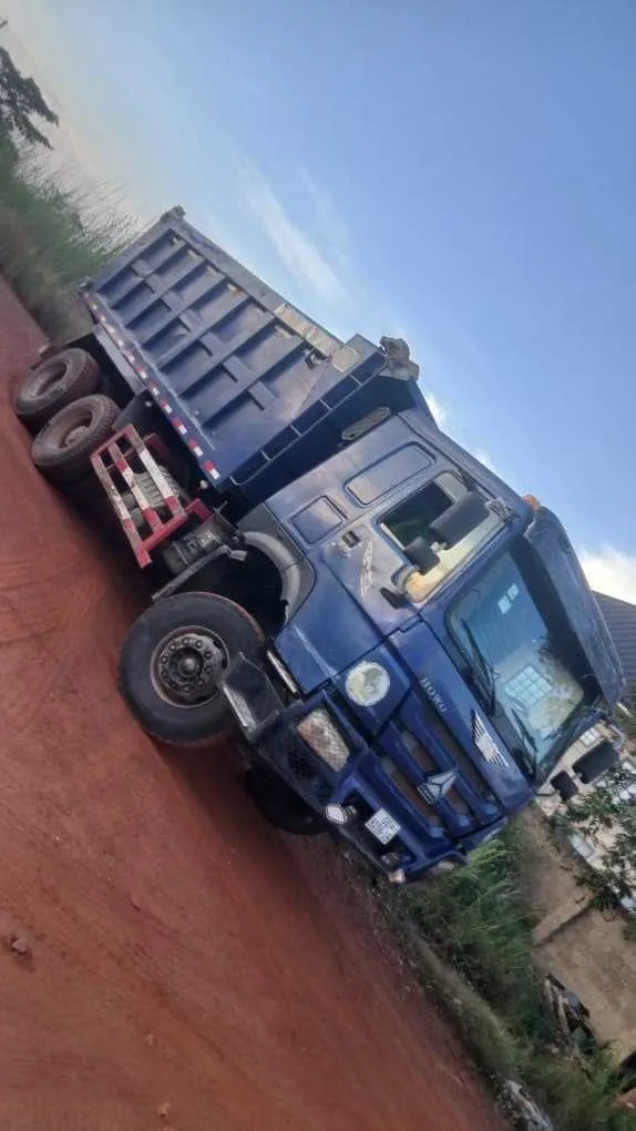 GHANAIAN USED TIPPER TRUCK for sale in Kumasi Metropolitan, Ashanti Region, Ghana