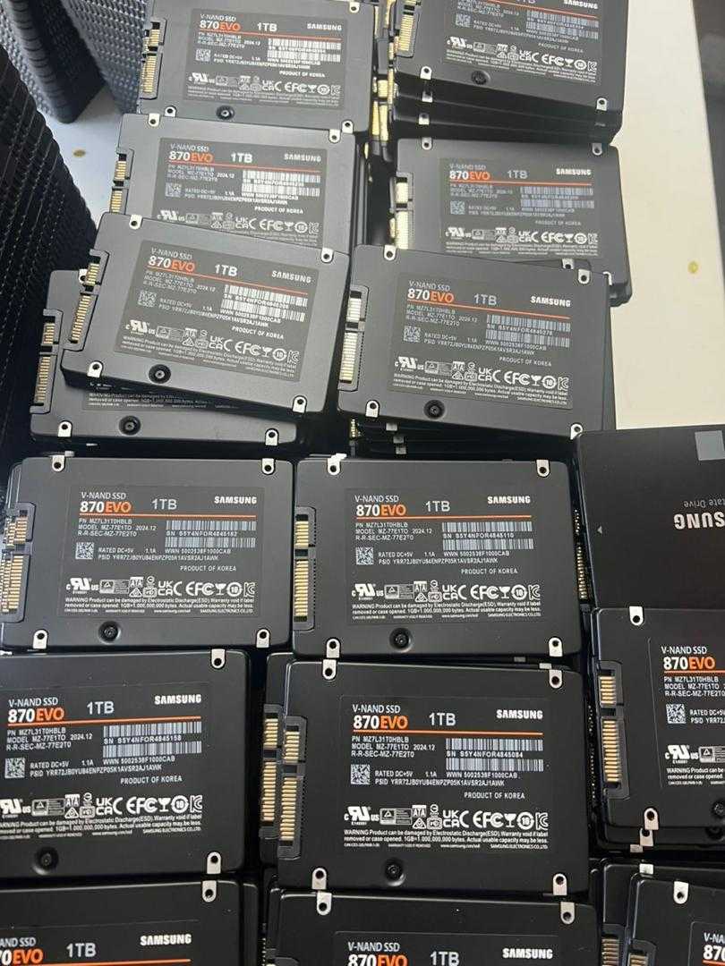 hard disk Electronics for sale in Kumasi Metropolitan, Ashanti, Ghana