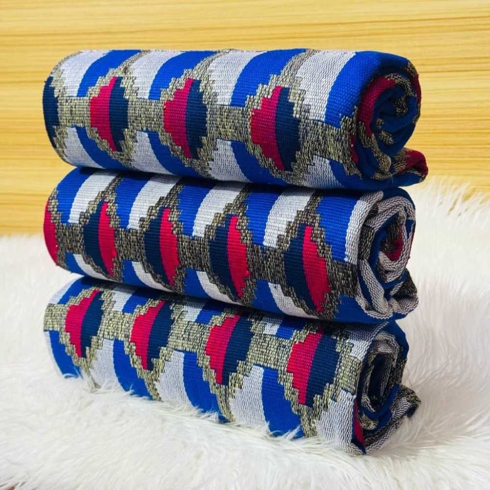 kente fabric Women's Fashion for sale in Tema Metropolitan, Greater Accra, Ghana