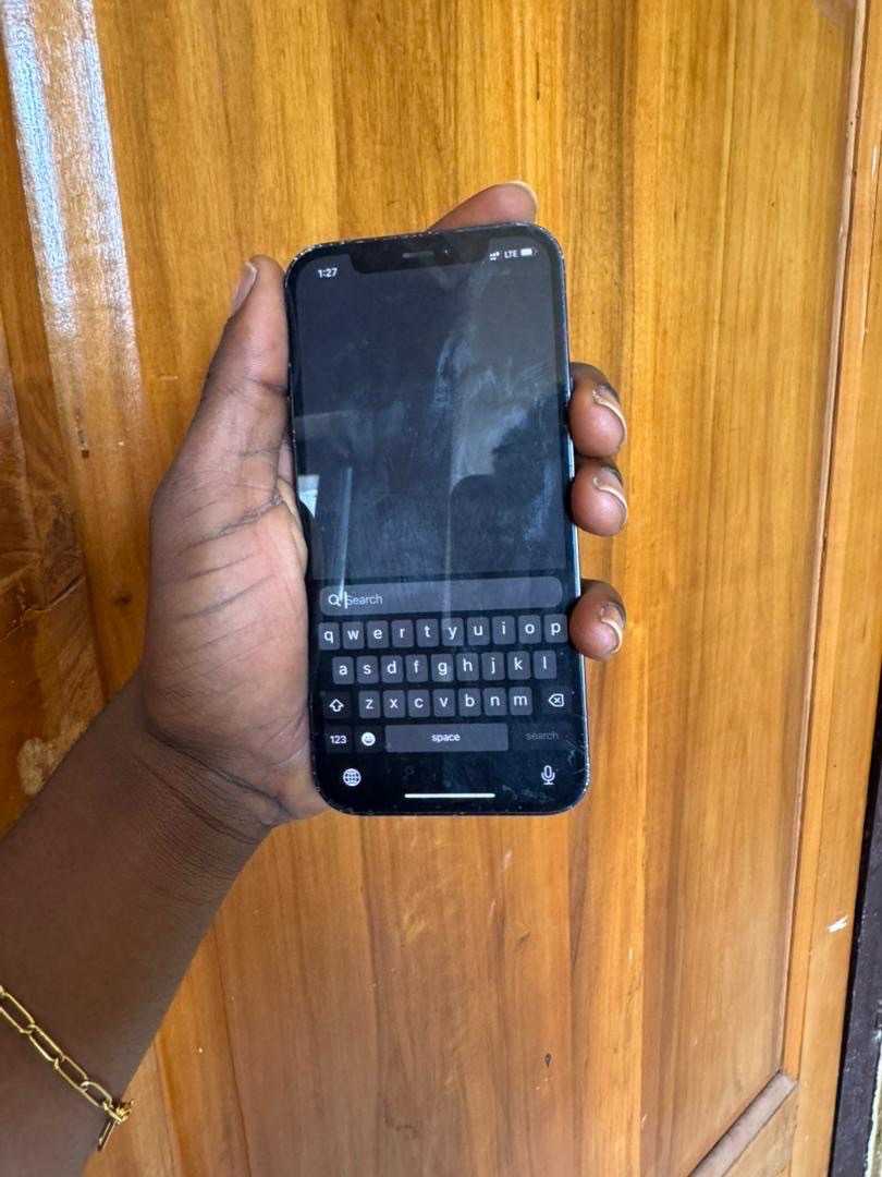 Used iPhone 12 for sale in Kumasi Metropolitan, Ashanti, Ghana