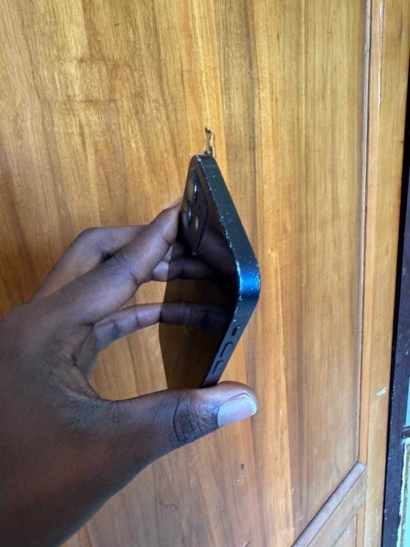 Used iPhone 12 for sale in Kumasi Metropolitan, Ashanti Region, Ghana