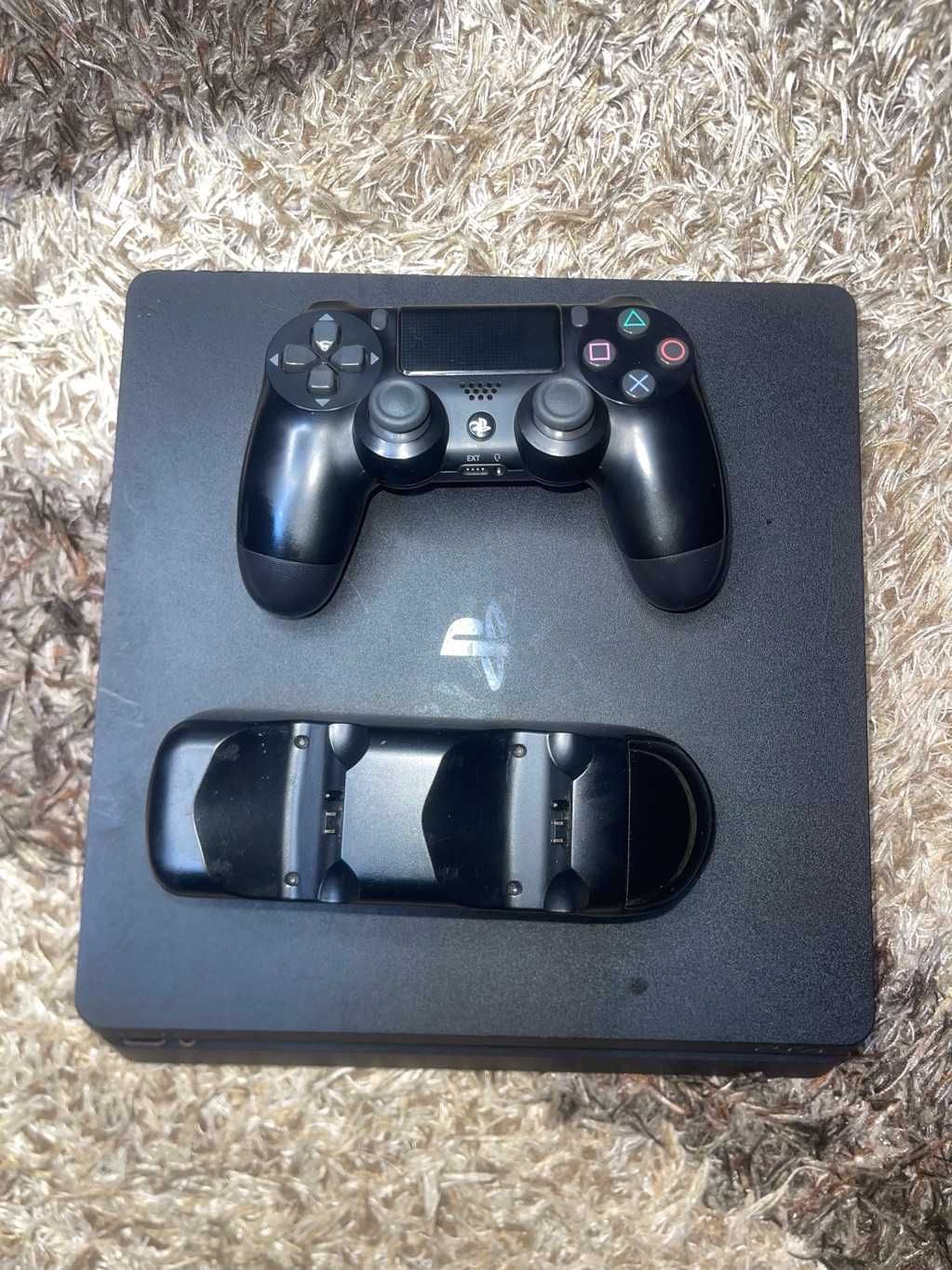 Used PS4 Slim PlayStation for sale in Kumasi Metropolitan, Ashanti Region, Ghana