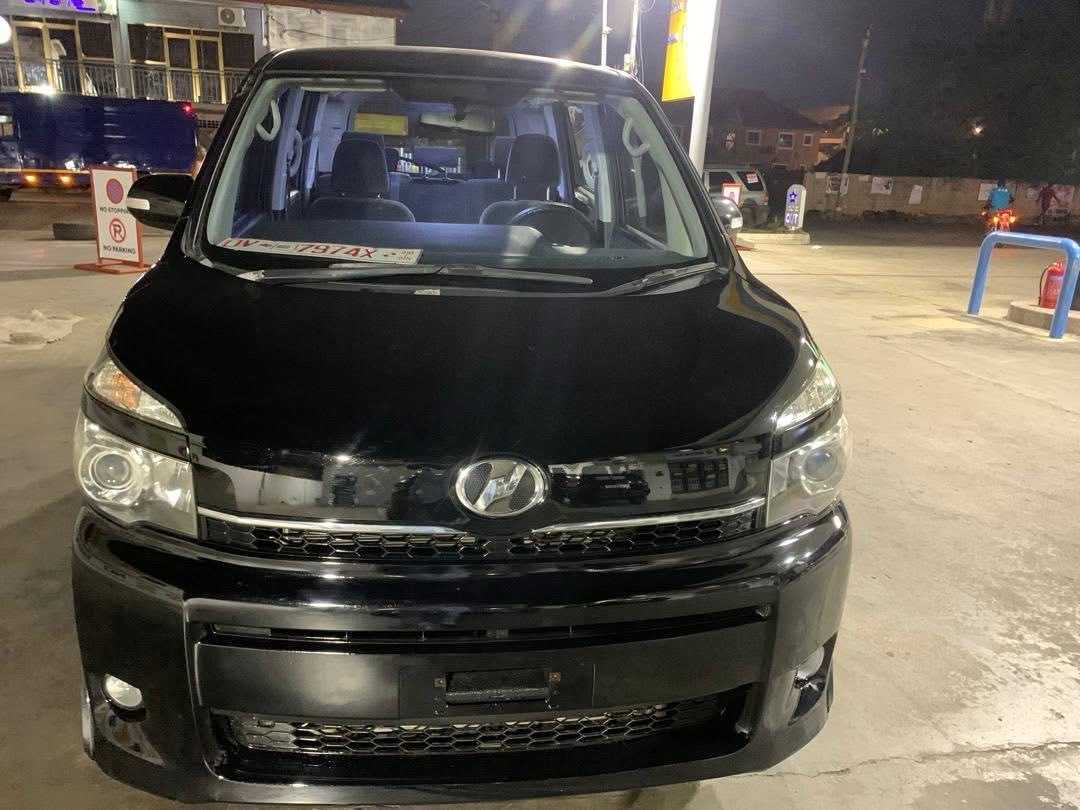 Used 2012 Toyota Voxy for sale in Kasoa, Greater Accra, Ghana
