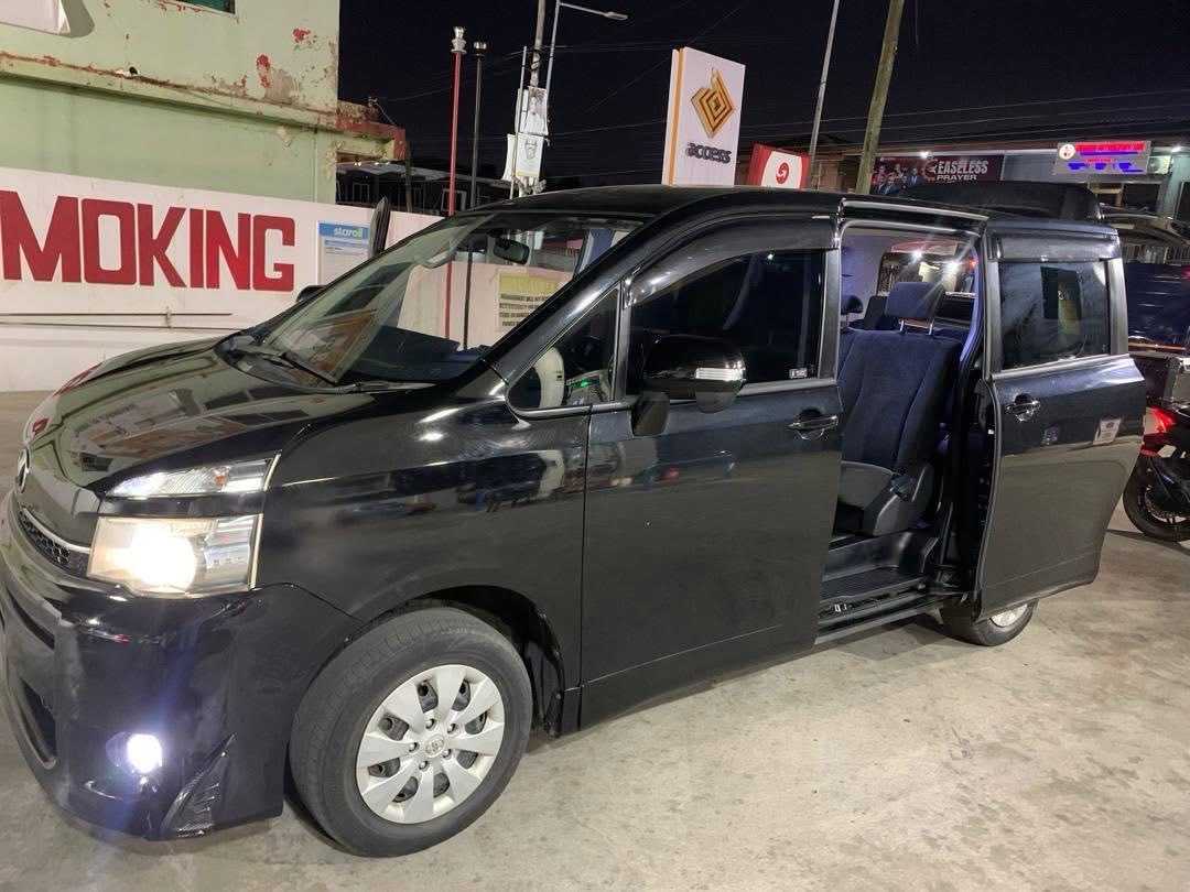 Used 2012 Toyota Voxy for sale in Kasoa, Greater Accra, Ghana