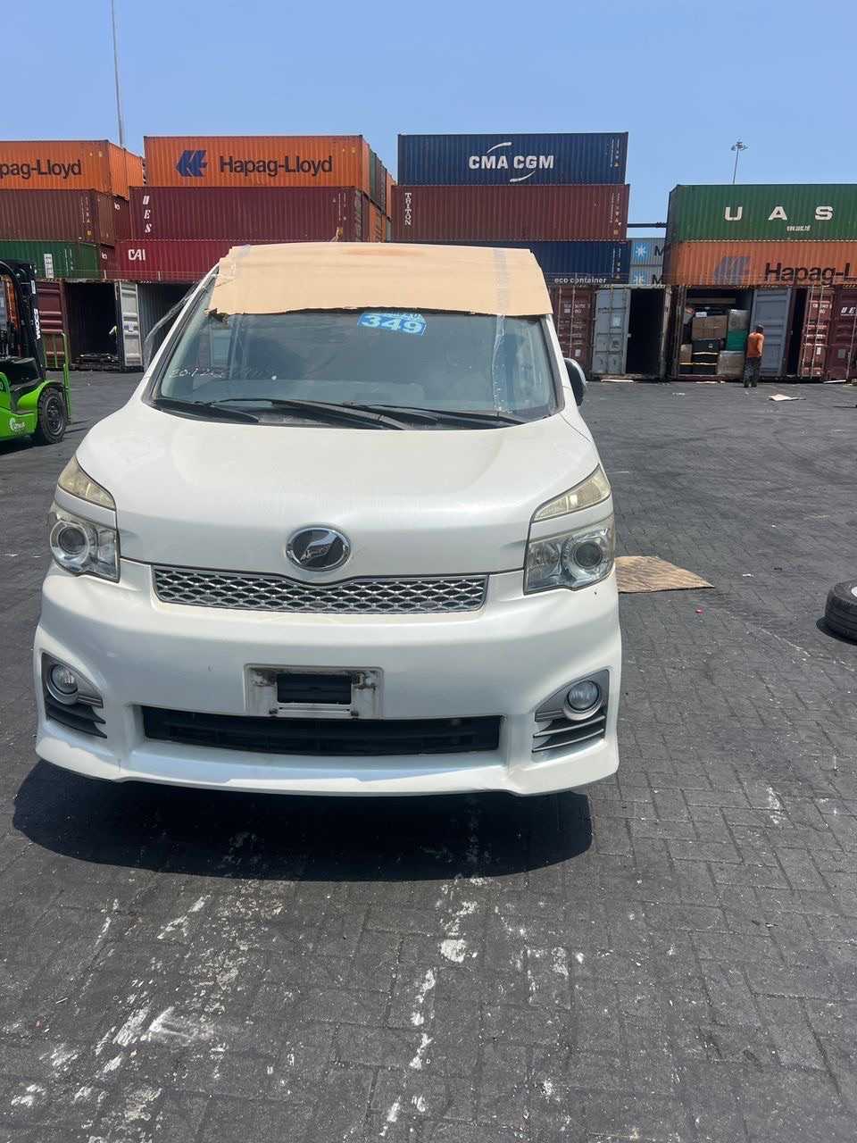 New Toyota Voxy ( 7-8 seater family Van) for sale in Ashanti Region, Ghana