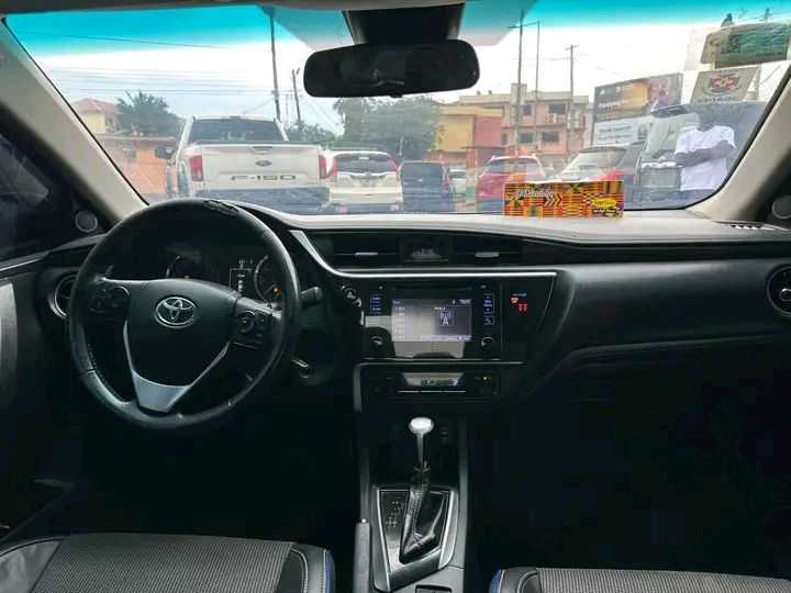 Used Toyota Corolla SE for sale in Western, Ghana