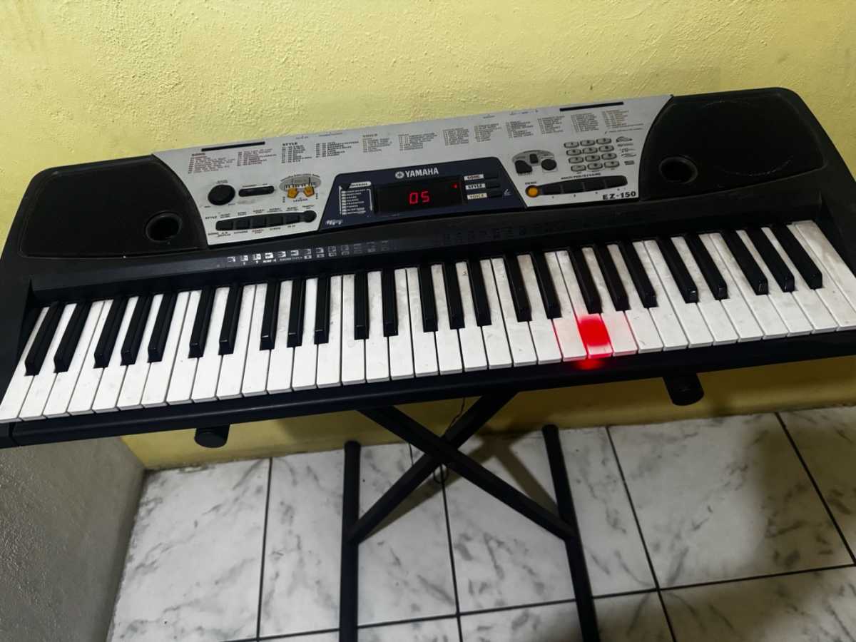 Used Electric Keyboard Appliance for sale in Kumasi Metropolitan, Ashanti Region, Ghana