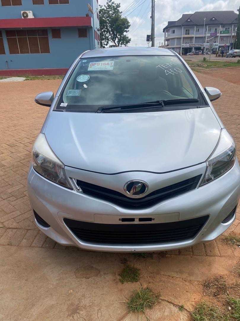 New 2012 model Toyota vitz, 4 plugs. for sale in Bono, Ghana