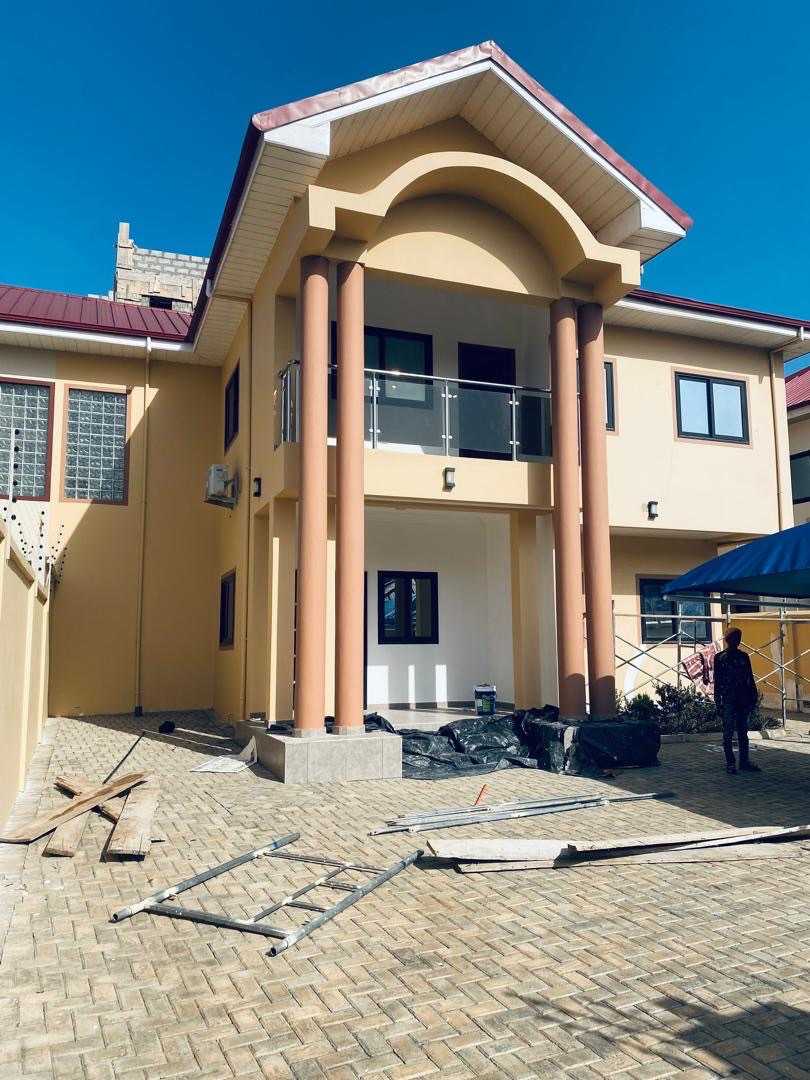 EXECUTIVE 4BEDROOM RESIDENT SEMI- DETACHED TO LET for sale in East Legon, Greater Accra, Ghana