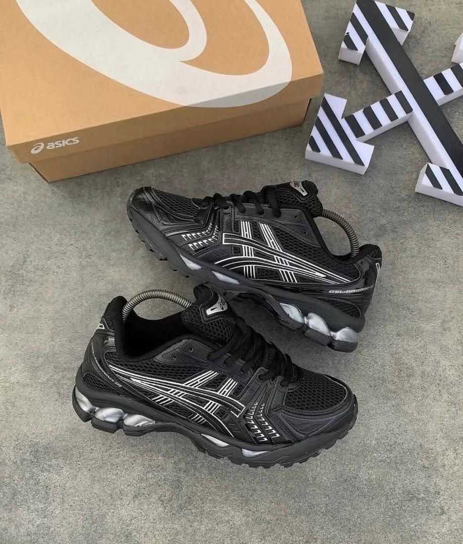 New The conquer quality sneakers for sale in Ejisu Juaben, Ashanti Region, Ghana