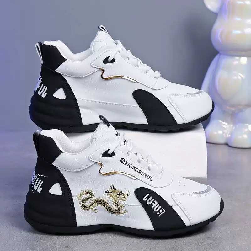 New Men’s sport shoes for sale in Kumasi Metropolitan, Ashanti, Ghana