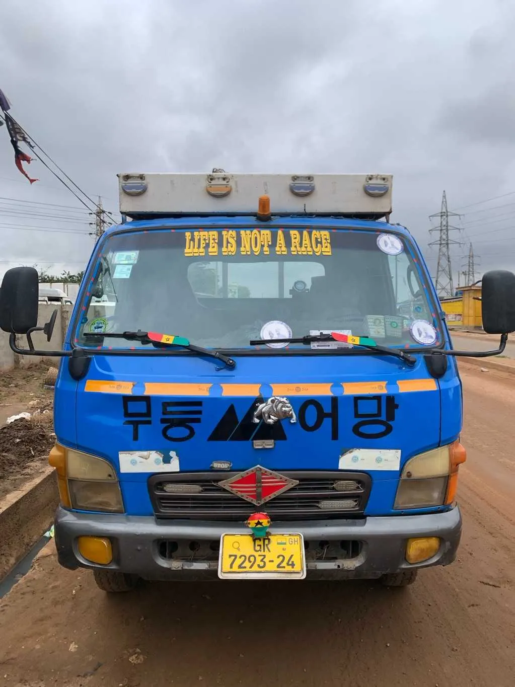Truck for hiring for sale in Tema Metropolitan, Greater Accra, Ghana