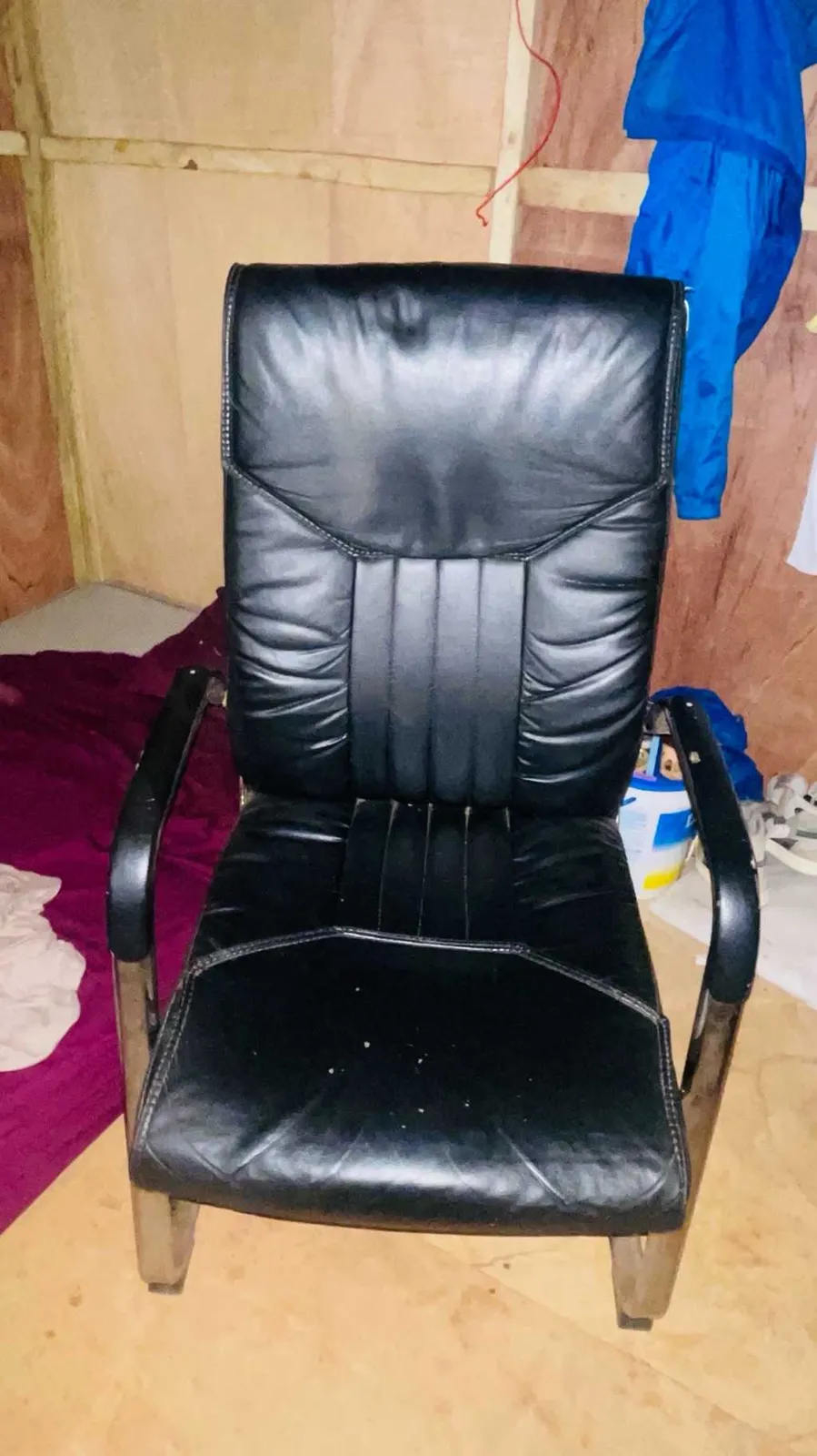 Used chair and table for sale in Adenta, Greater Accra, Ghana