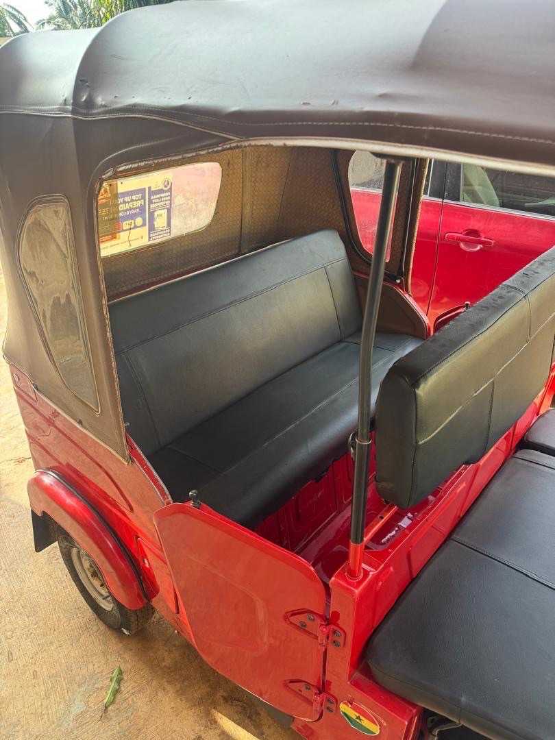 Used bajaj RE Vehicle for sale in Bono, Ghana