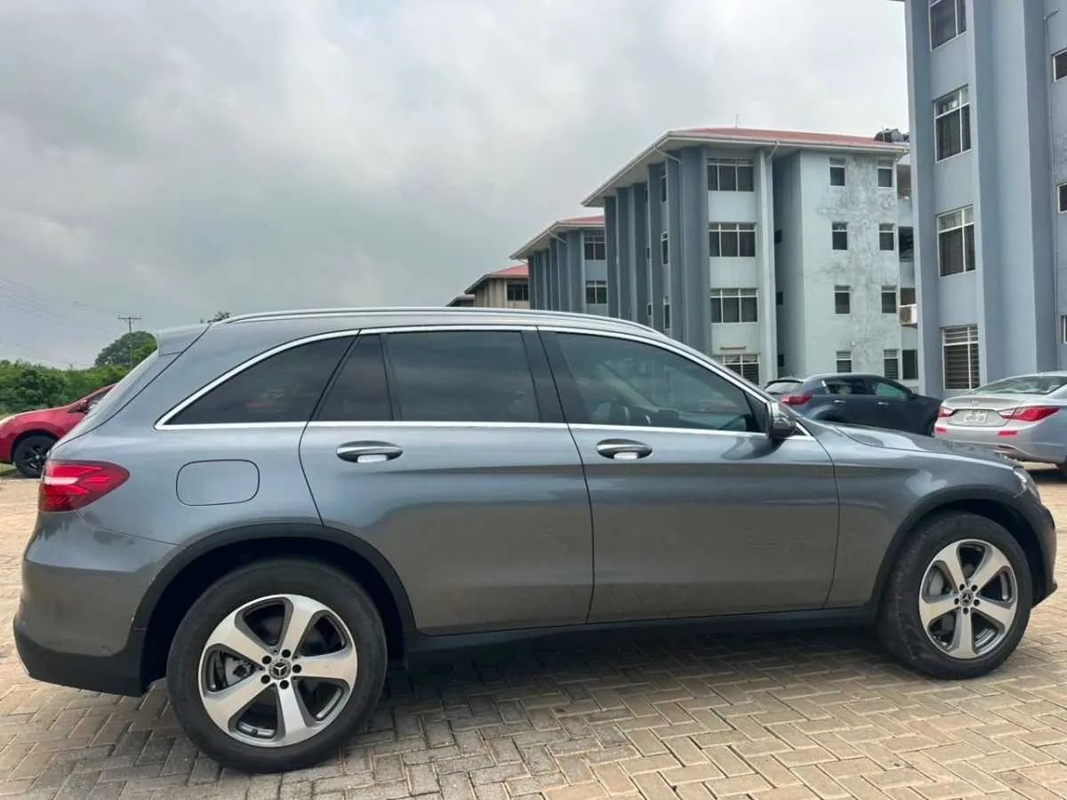 Used GLC300 2019 model for sale in Accra Metropolitan, Greater Accra, Ghana