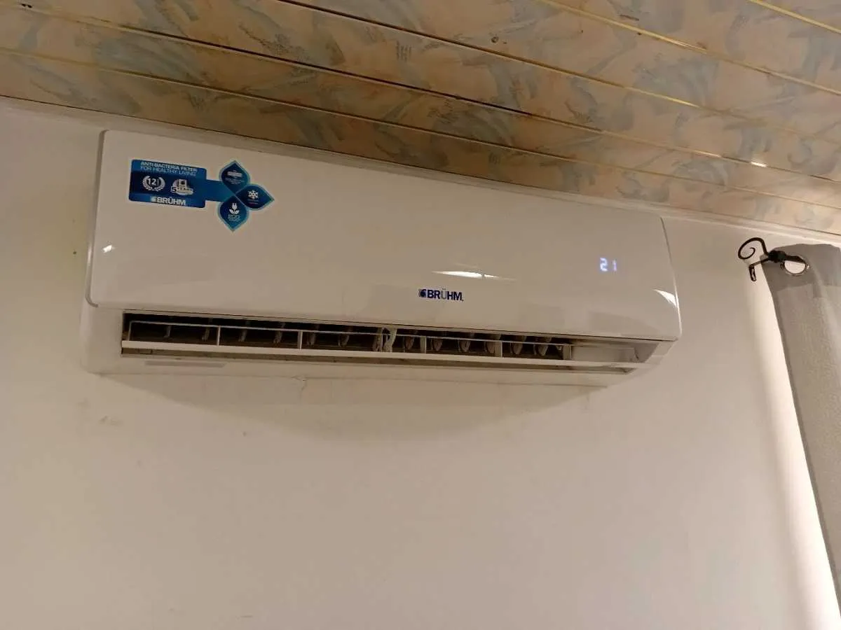 Used Brühm Air Conditioner unit 1.5 for sale in Kaneshie, Greater Accra, Ghana