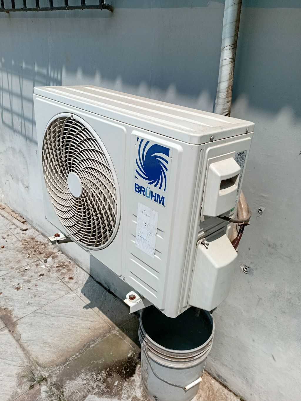 Used Brühm Air Conditioner unit 1.5 for sale in Kaneshie, Greater Accra, Ghana