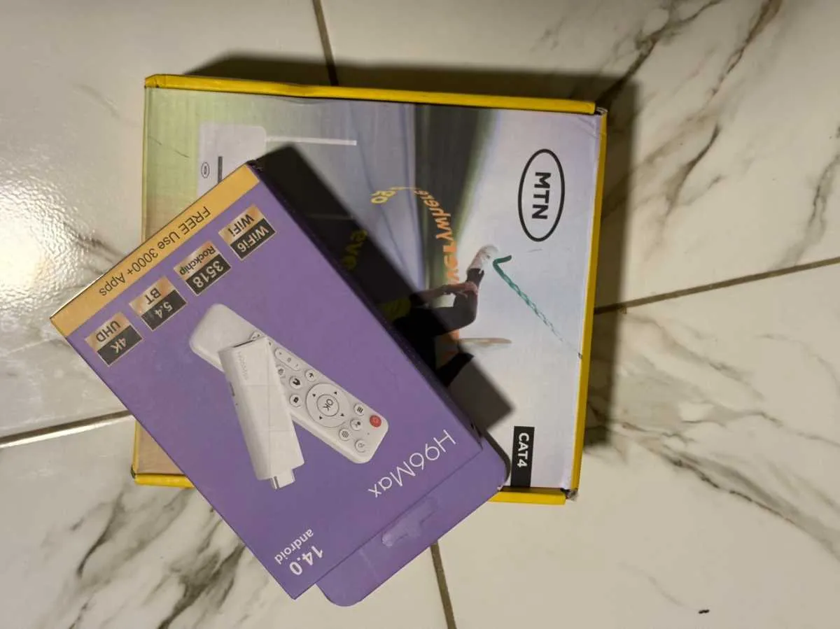 New TV STICK AND MTN UNLOCKED ROUTER for sale in Greater Accra, Ghana