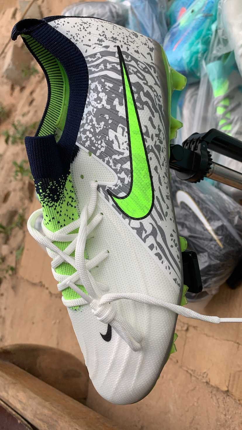 New football boots Footwear for sale in Ablekuma, Greater Accra, Ghana