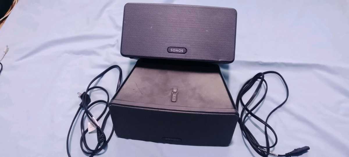 Used Sonos play 3 wireless Speaker (Pair) for sale in Weija, Greater Accra, Ghana