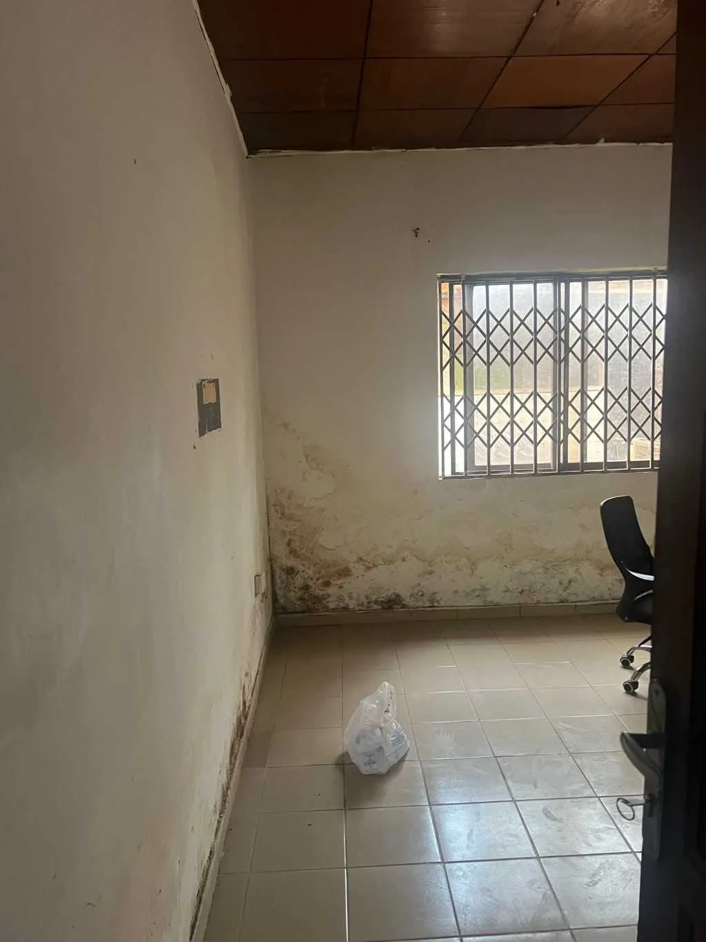 single self contained for sale in Accra Metropolitan, Greater Accra, Ghana