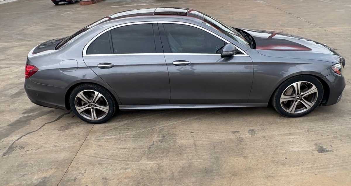 Used Mercedes Benz E 350 for sale in Adenta, Greater Accra, Ghana